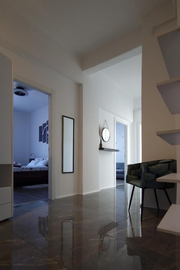 Mc Centar Apartman Apartment พูลา ภายนอก รูปภาพ
